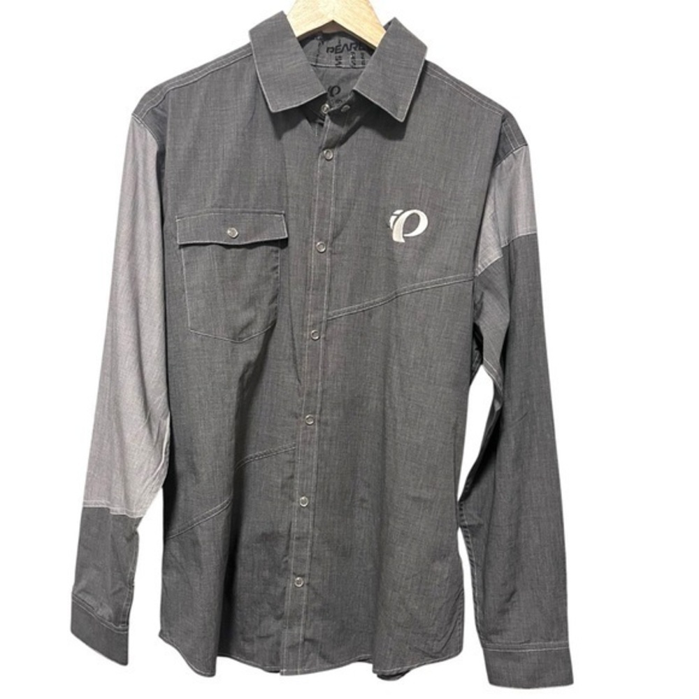 New with Tag Pearl Izumi Gray Casual Button Down Shirt with Sporty Design
